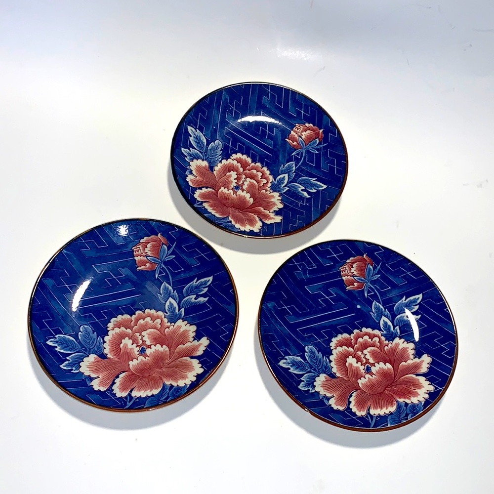 Vintage Chinoiserie Japanese Plates Charger Blue Floral Cloisonné Pattern